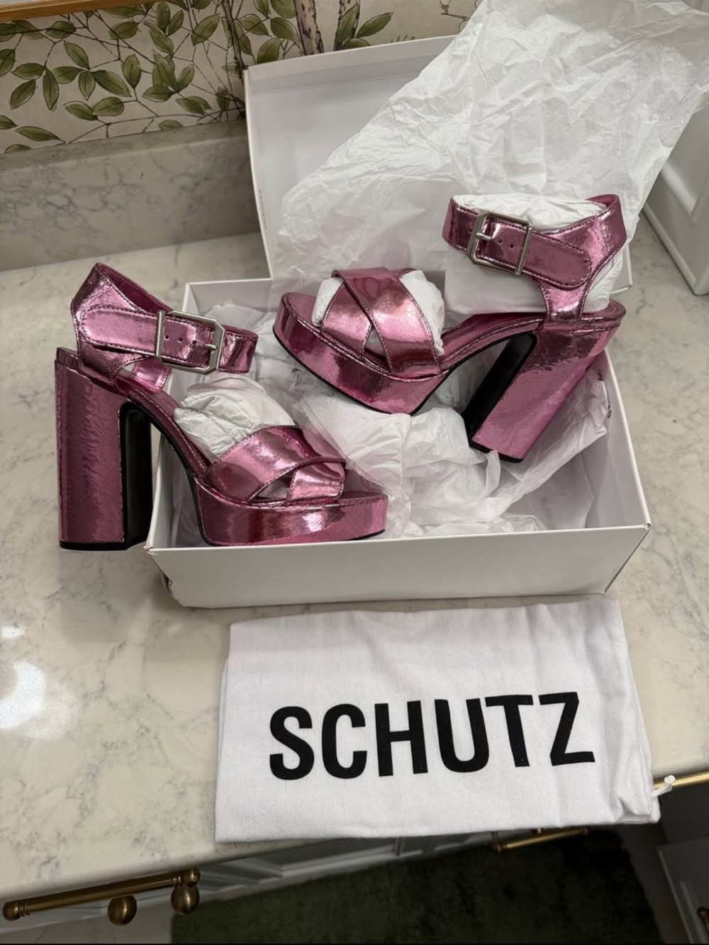 SCHUTZ Metallic Pink Platform Sandals with Chunky Heel